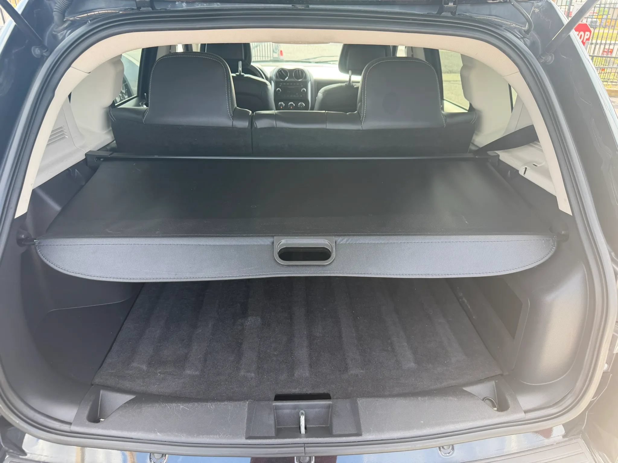 Used 2014 Jeep Compass Latitude FWD image 14