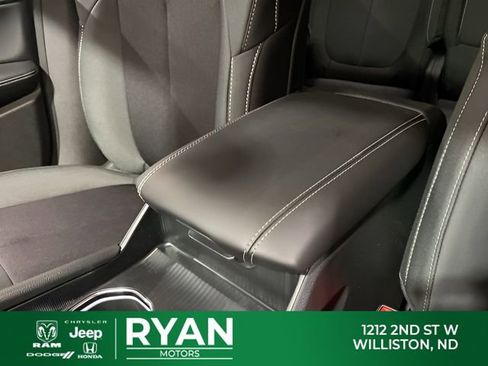 New 2026 Jeep Grand Cherokee Laredo X AWD/4WD image 30