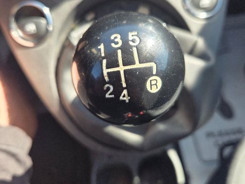 Used 2013 FIAT 500 Pop w/ Beats Audio Pkg image 20