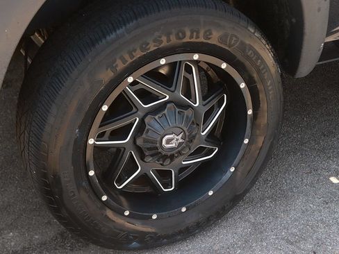 Used 2015 RAM 1500 Express AWD/4WD image 8