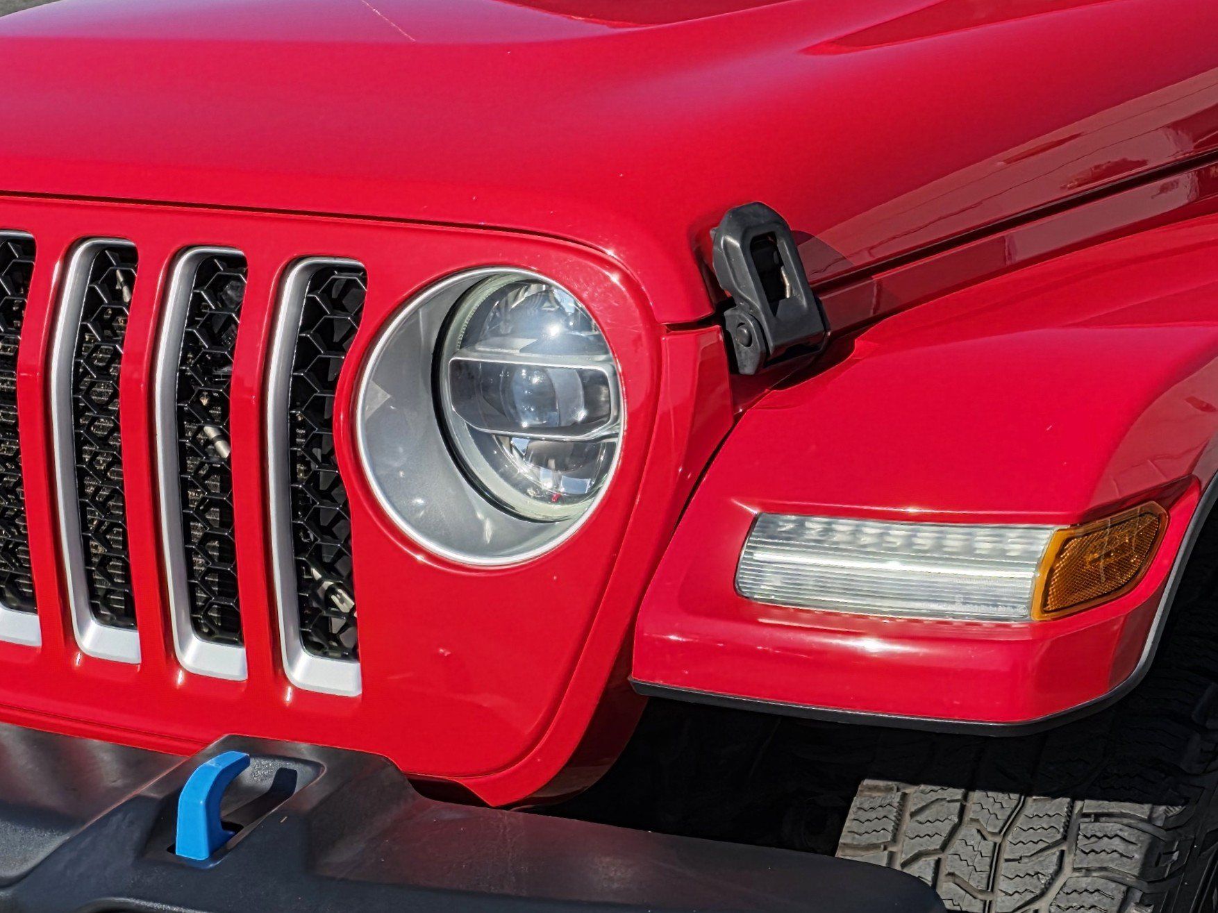 Certified 2022 Jeep Wrangler Unlimited Sahara AWD/4WD image 6
