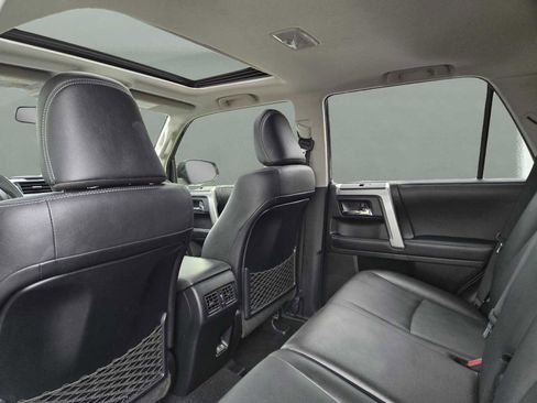 Used 2022 Toyota 4Runner Limited image 14