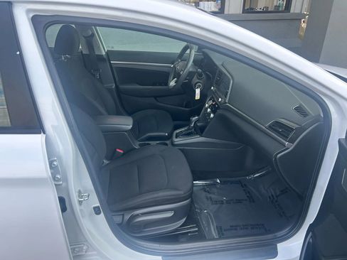 Used 2020 Hyundai Elantra SEL w/ Cargo Package (C1) image 19