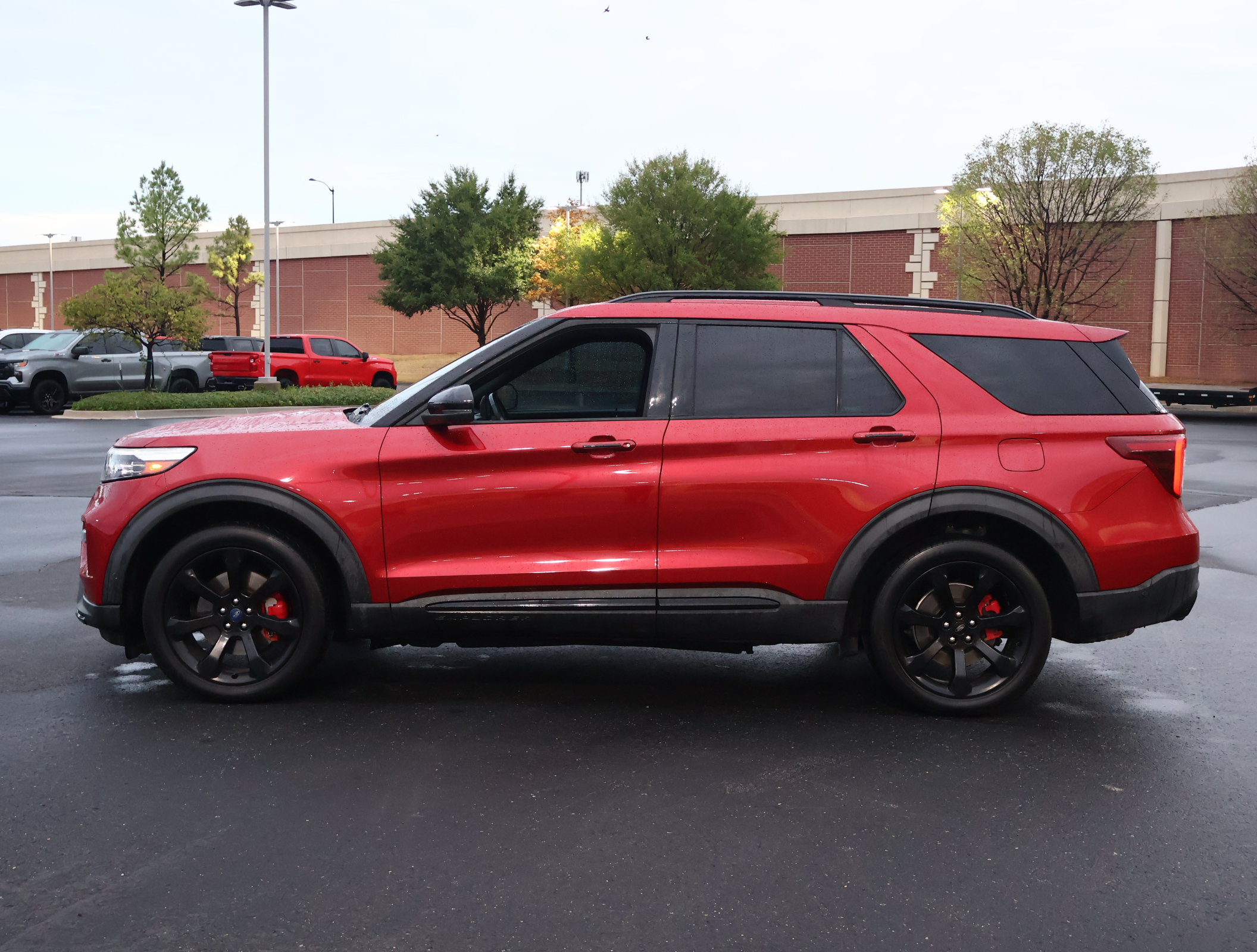 Used 2021 Ford Explorer ST w/ Equipment Group 401A AWD/4WD image 36