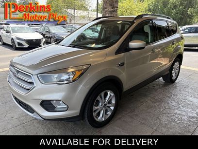 Used 2018 Ford Escape SE w/ SE Sync 3 Package