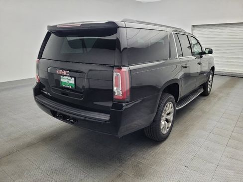 Used 2018 GMC Yukon XL SLT image 9