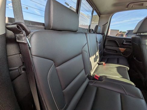 Used 2018 Chevrolet Silverado 1500 LTZ image 26