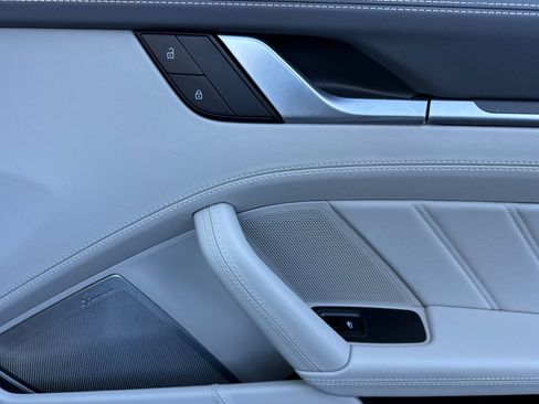 Used 2022 Porsche 911 Turbo S image 20