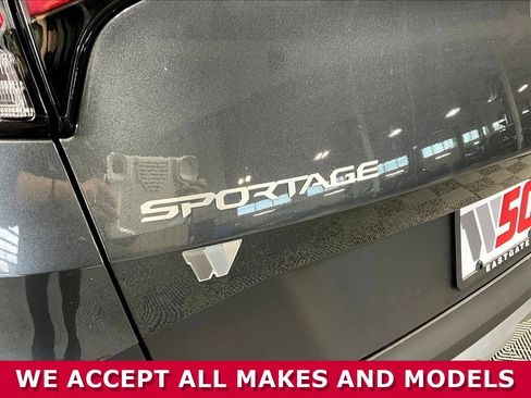 Used 2025 Kia Sportage EX FWD image 24