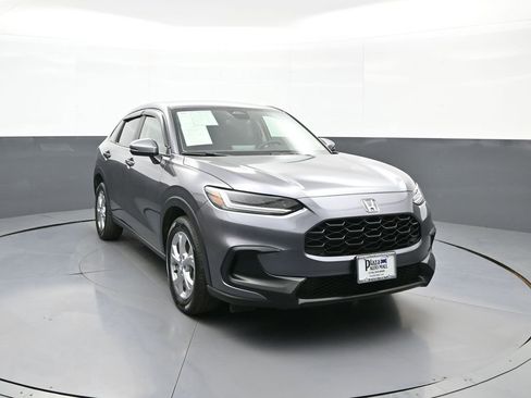 Certified 2024 Honda HR-V LX image 3