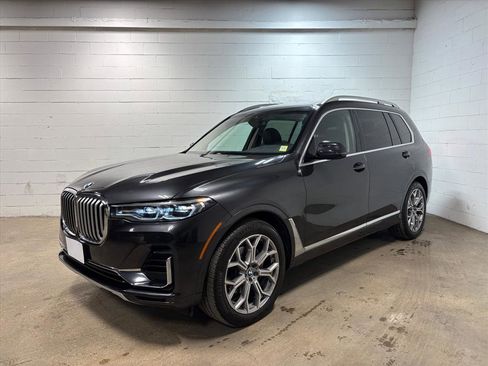 Used 2022 BMW X7 xDrive40i image 1