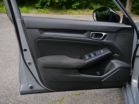 Used 2025 Honda Civic Sport image 22