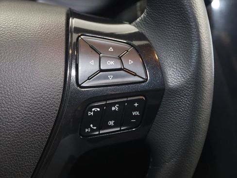 Used 2018 Ford Explorer XLT w/ Equipment Group 202A image 34