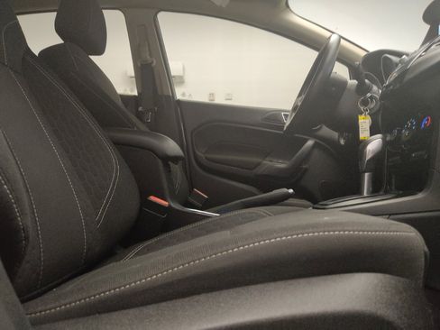 Used 2016 Ford Fiesta SE w/ Equipment Group 201A FWD image 21