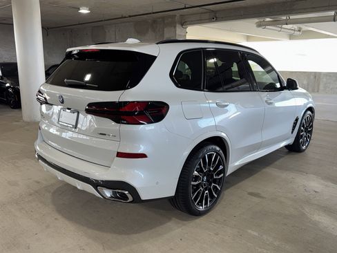 New 2026 BMW X5 xDrive50e w/ M Sport Package image 7