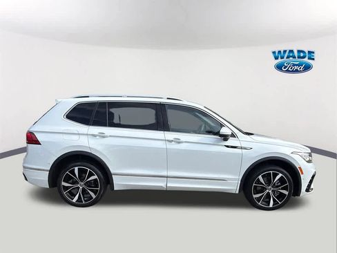 Used 2022 Volkswagen Tiguan SEL R-Line image 4