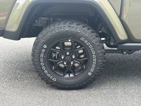 New 2026 Jeep Gladiator Sport AWD/4WD image 16