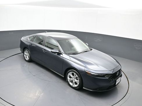 Certified 2023 Honda Accord LX image 35