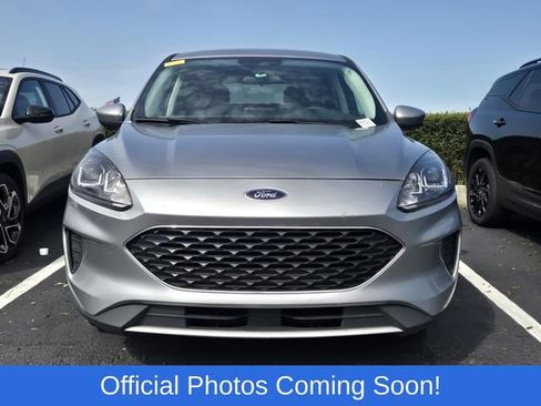 Used 2021 Ford Escape SE image 2