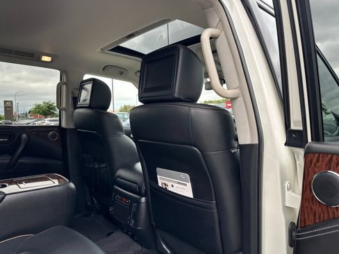 Used 2020 Nissan Armada Platinum w/ Captain's Chairs Package AWD/4WD image 36