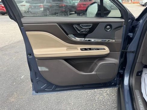 Used 2022 Lincoln Corsair Grand Touring w/ Elements Technology Bundle image 17