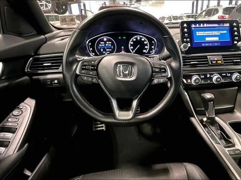 Used 2020 Honda Accord Sport image 5