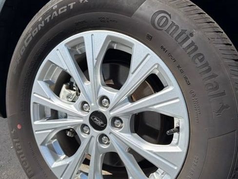 Used 2023 Ford Escape Active w/ Tech Pack #1 AWD/4WD image 8