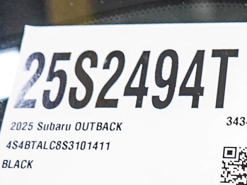 Used 2025 Subaru Outback Onyx Edition AWD/4WD image 30