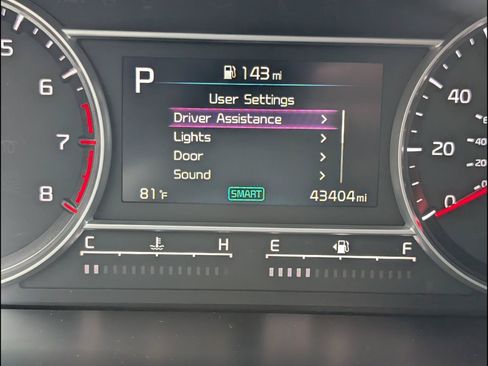Used 2023 Kia Sorento LX FWD image 10