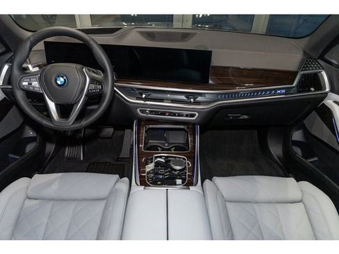 New 2026 BMW X5 xDrive50e w/ Climate Comfort Package AWD/4WD image 80