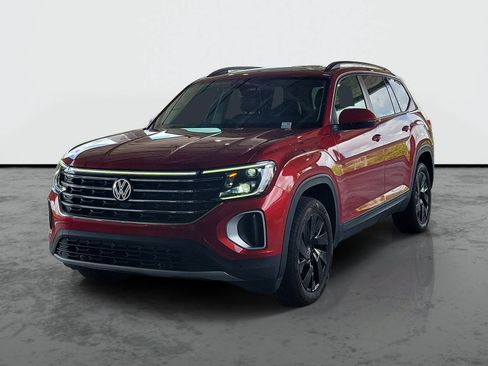 Used 2024 Volkswagen Atlas SE w/ Panoramic Sunroof Package FWD image 4