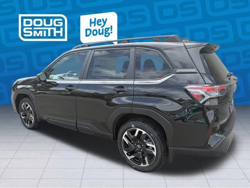New 2026 Subaru Forester Premium image 3