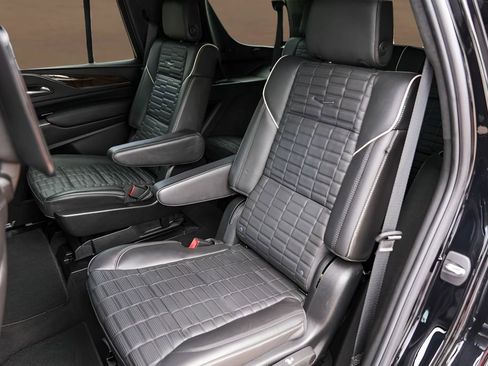 Certified 2023 Cadillac Escalade Sport Platinum AWD/4WD image 26