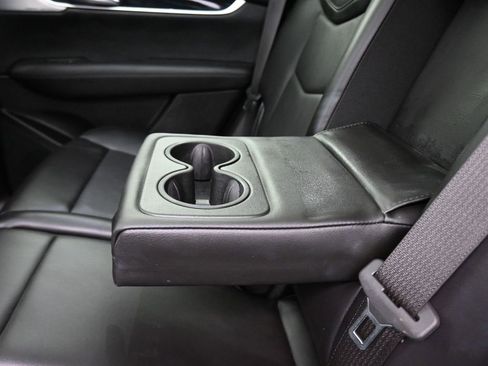 Used 2024 Cadillac XT5 Premium Luxury image 32