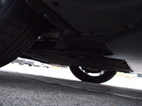 Used 2022 Audi e-tron Premium image 99