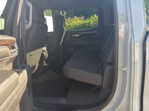 Used 2024 GMC Sierra 1500 SLE AWD/4WD image 25