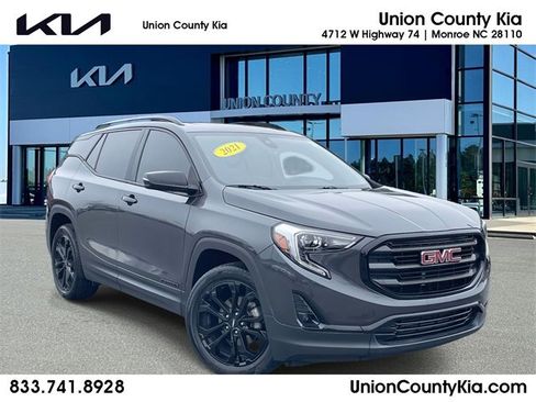 Used 2021 GMC Terrain SLT w/ Elevation Edition image 1