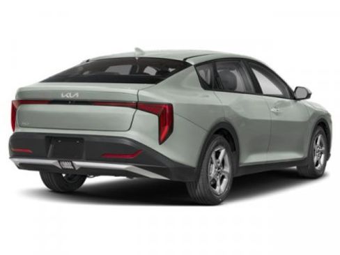 New 2026 Kia K4 LXS image 2
