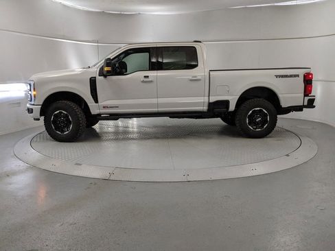 New 2025 Ford F250 Lariat w/ Lariat Ultimate Package image 5