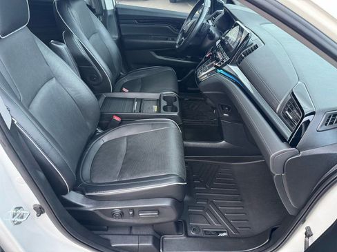 Used 2022 Honda Odyssey Elite image 11