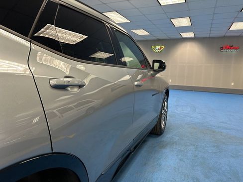 Certified 2025 Chevrolet Blazer RS image 6