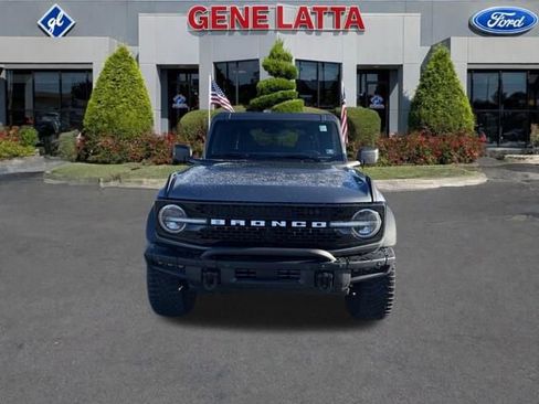 Used 2024 Ford Bronco Wildtrak image 2