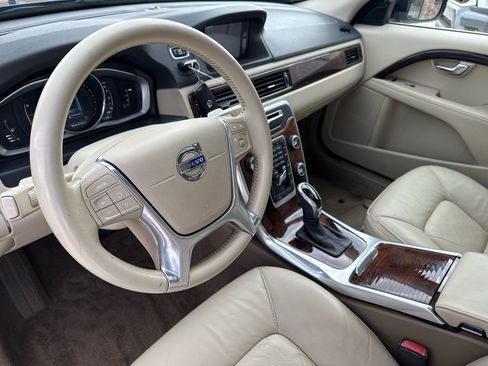 Used 2014 Volvo XC70 3.2 image 30