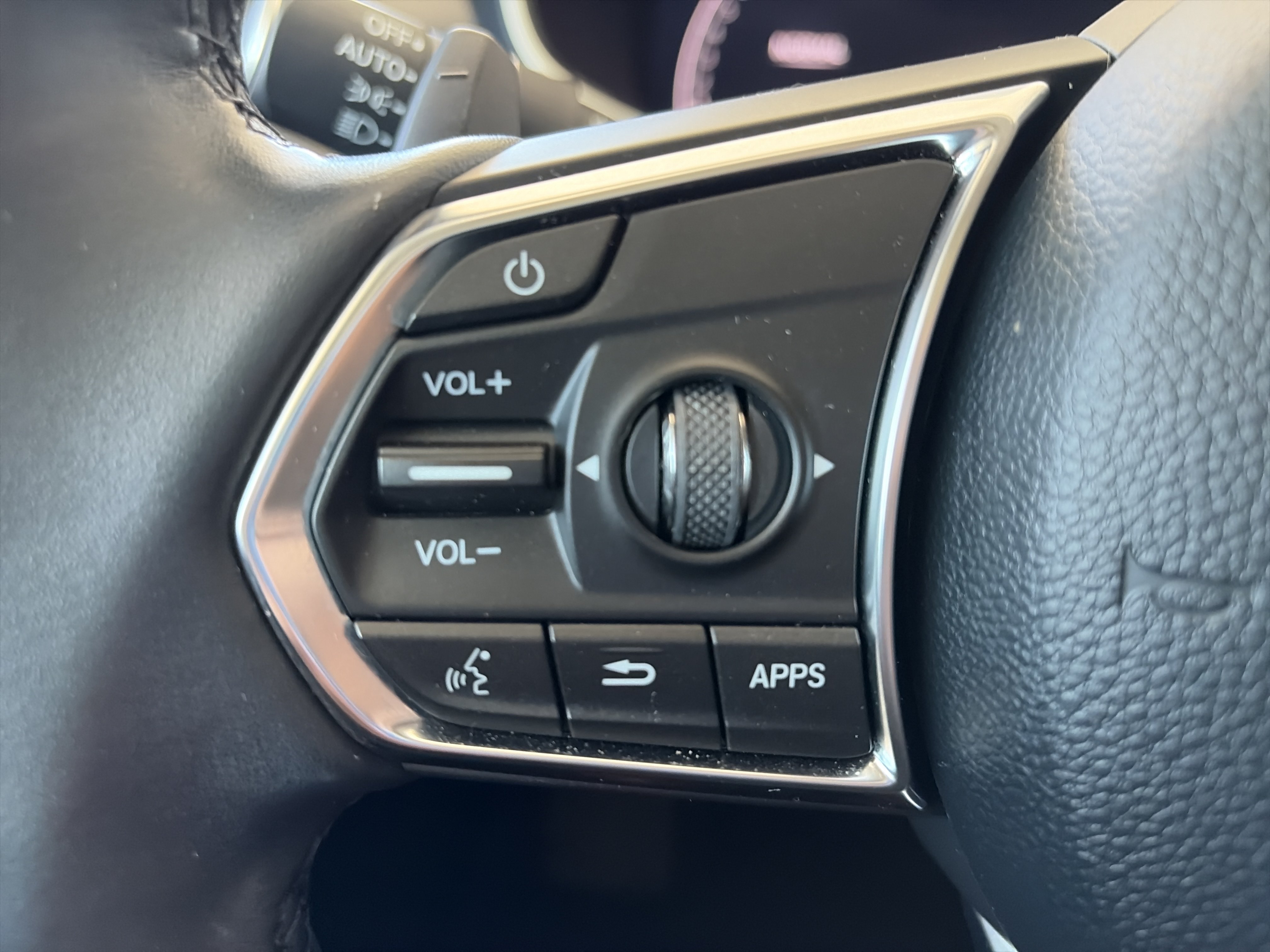 Used 2023 Acura MDX FWD image 31