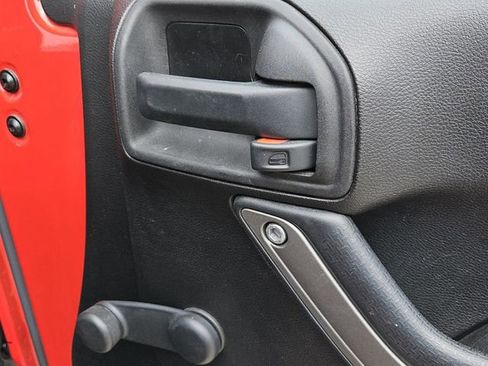 Used 2015 Jeep Wrangler Sport image 30