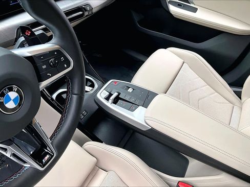 Used 2024 BMW X2 M35i image 16