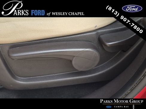 Used 2010 Hyundai Santa Fe GLS AWD/4WD image 18