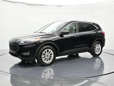 Certified 2022 Ford Escape SE w/ Convenience Package image 1