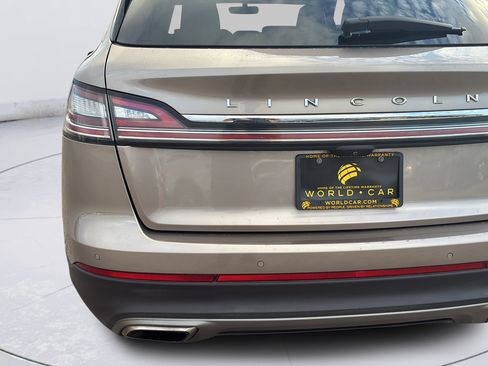 Used 2021 Lincoln Nautilus FWD w/ Equipment Group 101A image 38
