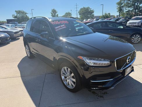Used 2016 Volvo XC90 T6 Momentum w/ Protection Package Plus AWD/4WD image 4